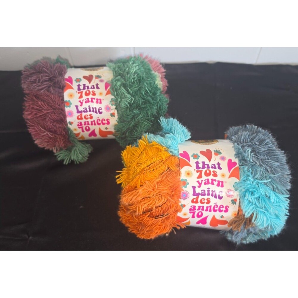 Lot of 2 That 70's Yarn Lion Brand CO 38 Yard per roll Super Bulky NEW
